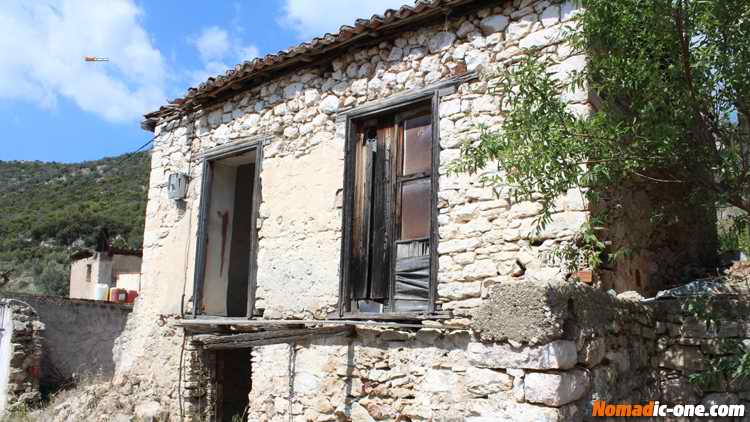 Deserted houses near Kantia Beach