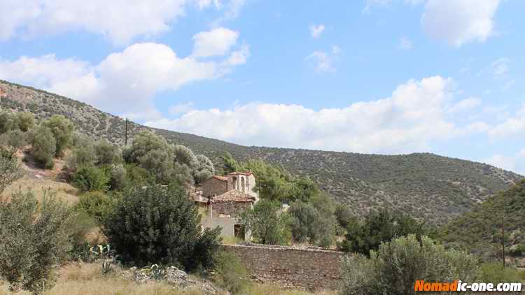 Deserted village and church Agios Nikolaos near Kantia