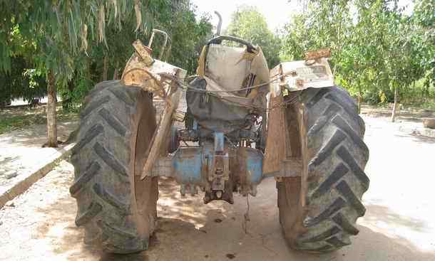 Classic Ford 4000 tractor in Morocco