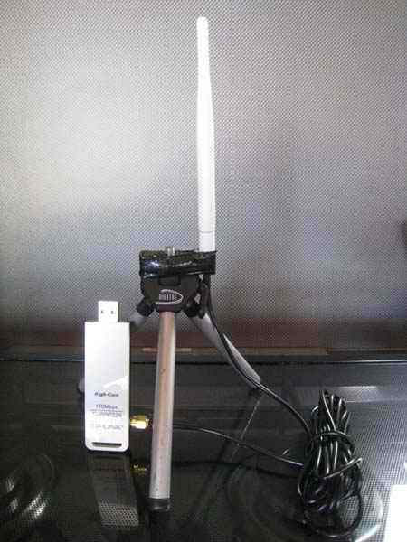 Long Range WIFI USB modem with external antenna on a Tripod stand